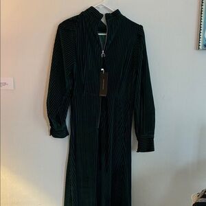 Tovclothing Elegant Green Velvet Dress fully lined size s